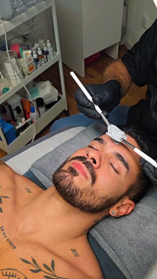 Post 9 by Carlos Martín | Terapias on Instagram (video)