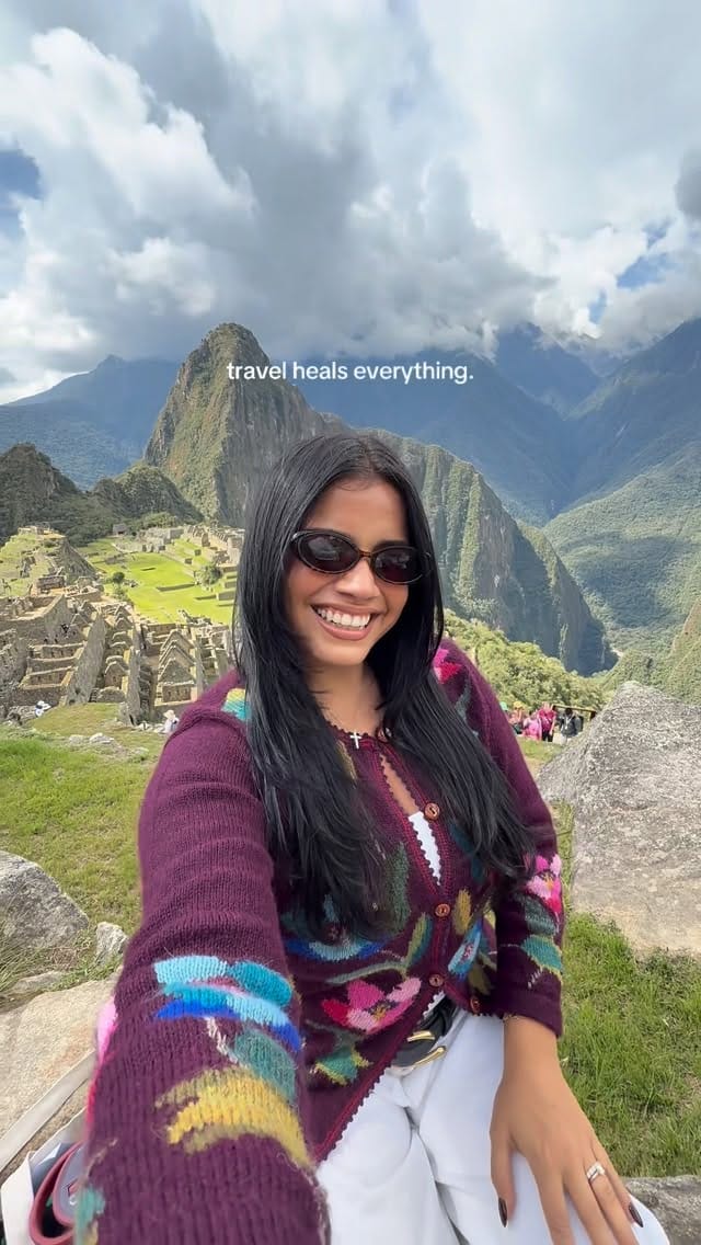 Post 8 by Aniessa Navarro on Instagram (video)