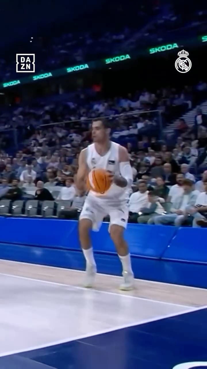 Post 6 by Alberto Abalde Díaz on Instagram (video)
