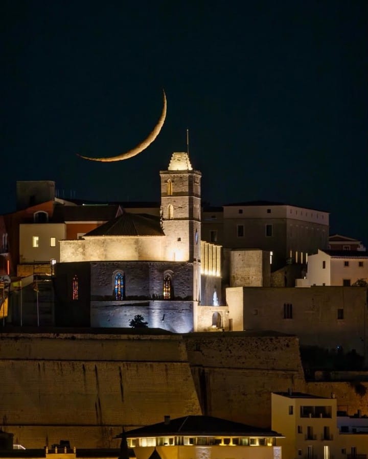 Post 6 by Turismo de Ibiza on Instagram (image)