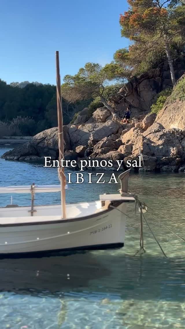 Post 10 by Turismo de Ibiza on Instagram (video)