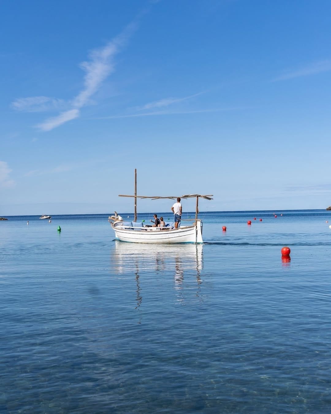 Post 4 by Turismo de Ibiza on Instagram (carousel)