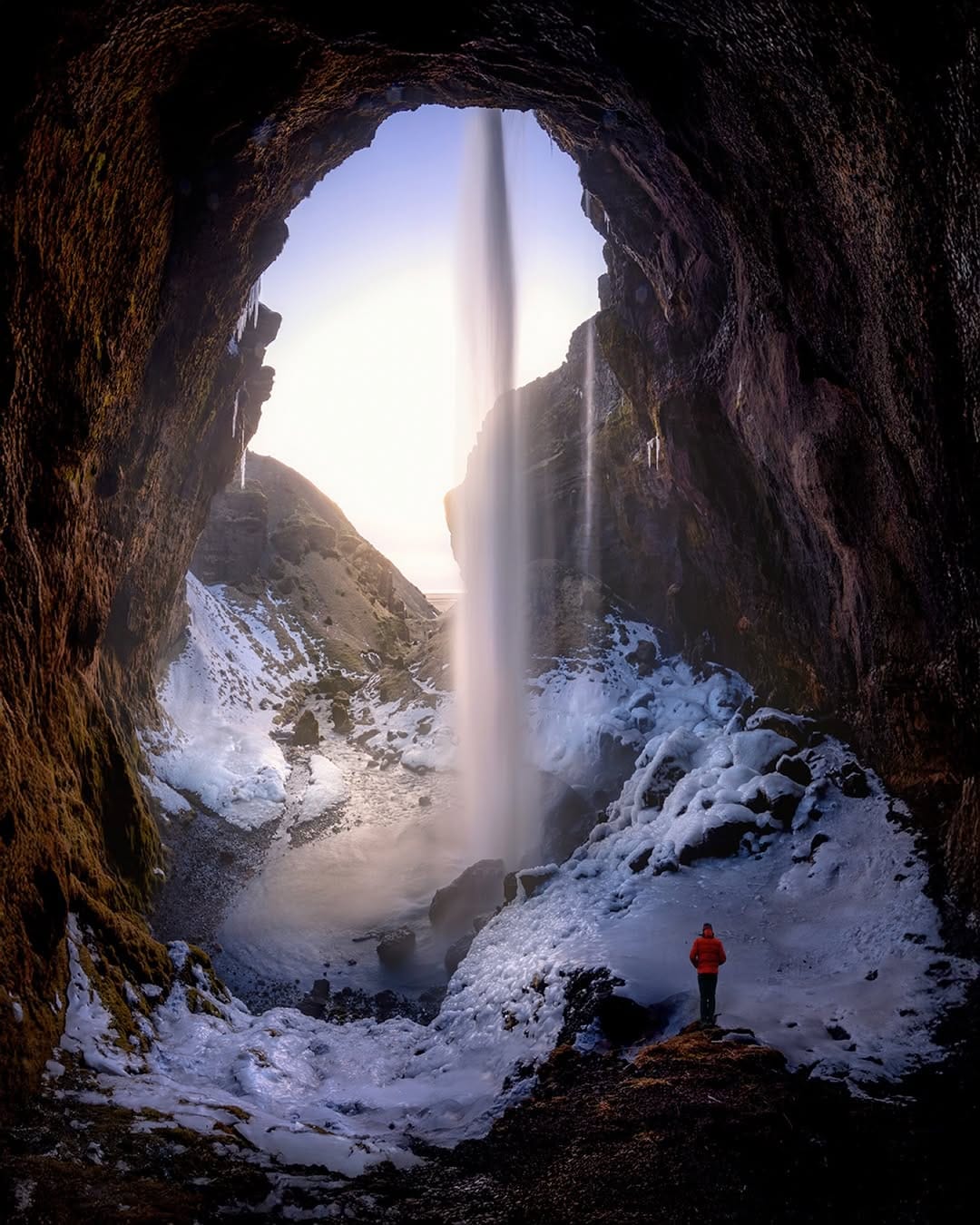 Post 2 by Miguel Morenatti on Instagram (image)