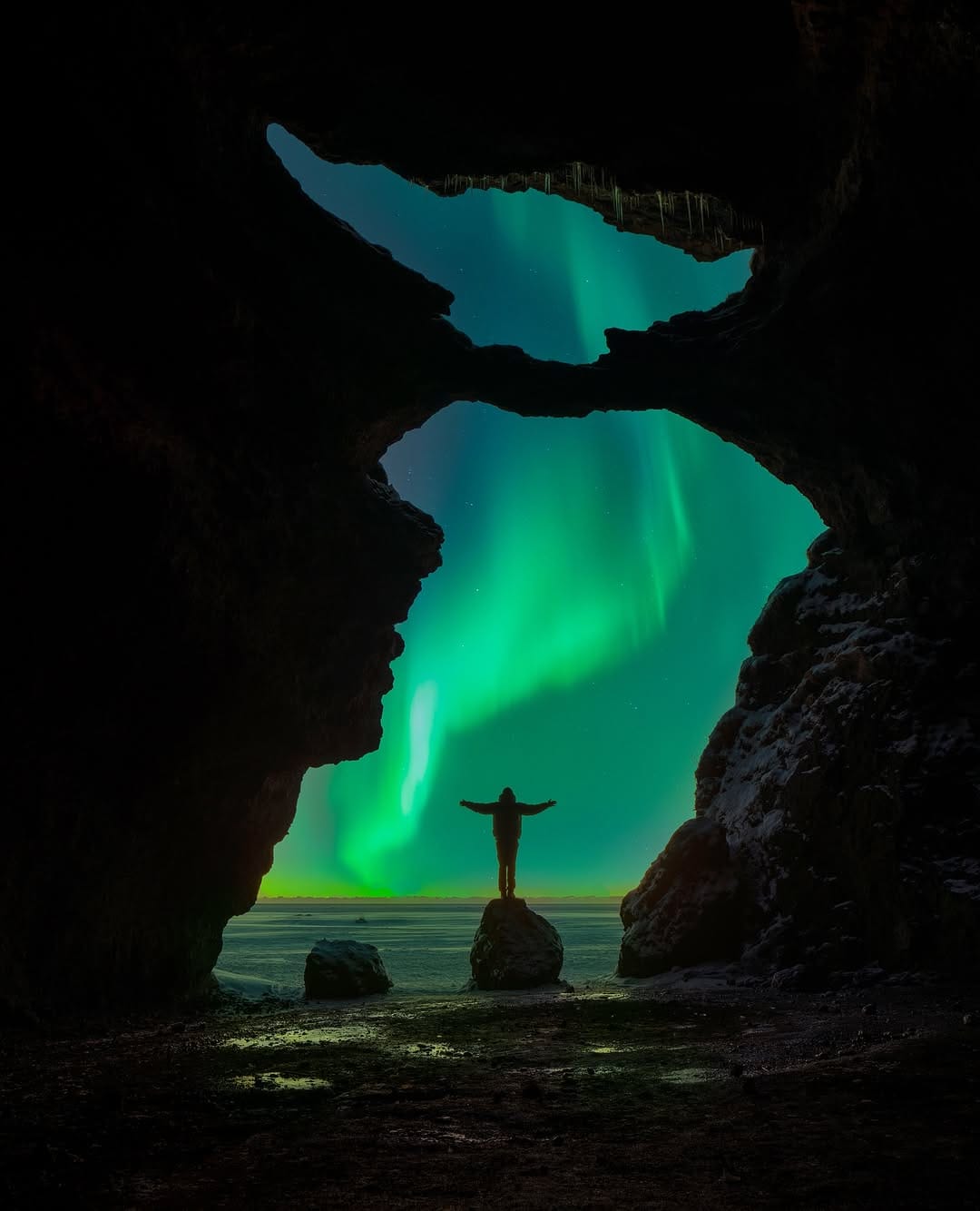 Post 8 by Miguel Morenatti on Instagram (image)