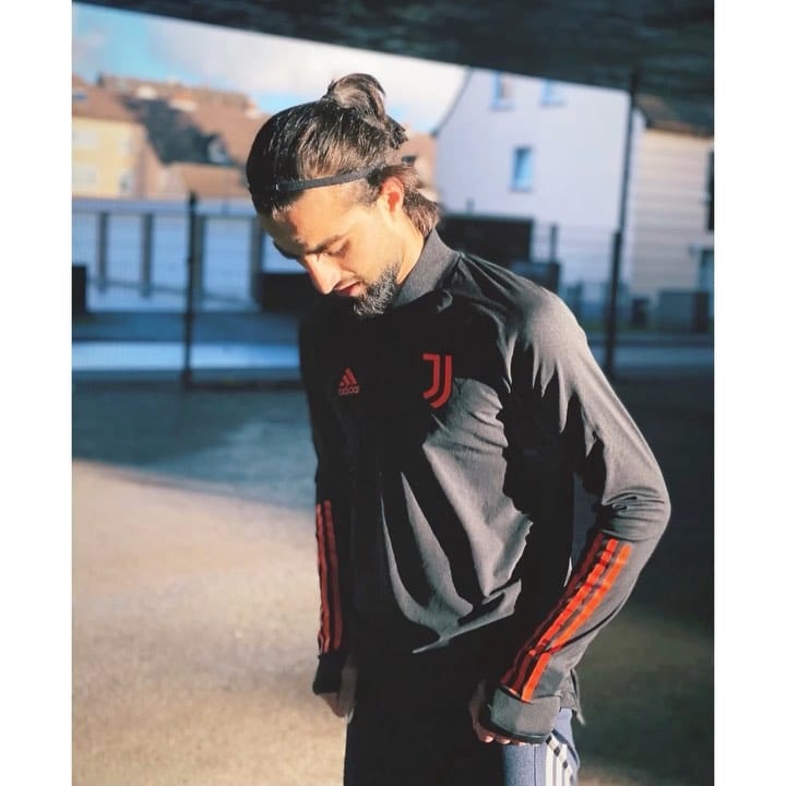 Post 7 by Omar on Instagram (video)