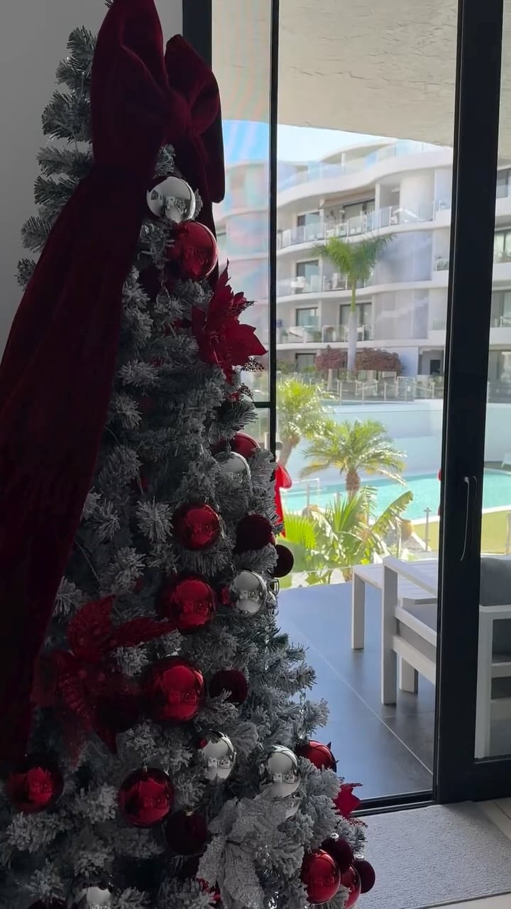 Post 4 by @o_makedonskaya on Instagram (video)