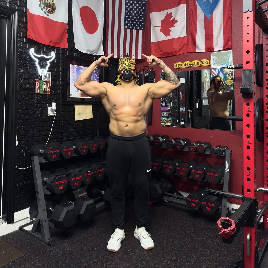 Post 2 by 𝕮𝖗𝖚𝖟 𝖉𝖊𝖑 𝕿𝖔𝖗𝖔 (Raul Mendoza) on Instagram (carousel)