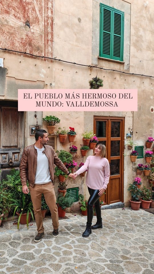 Post 10 by Ana Rivera on Instagram (video)