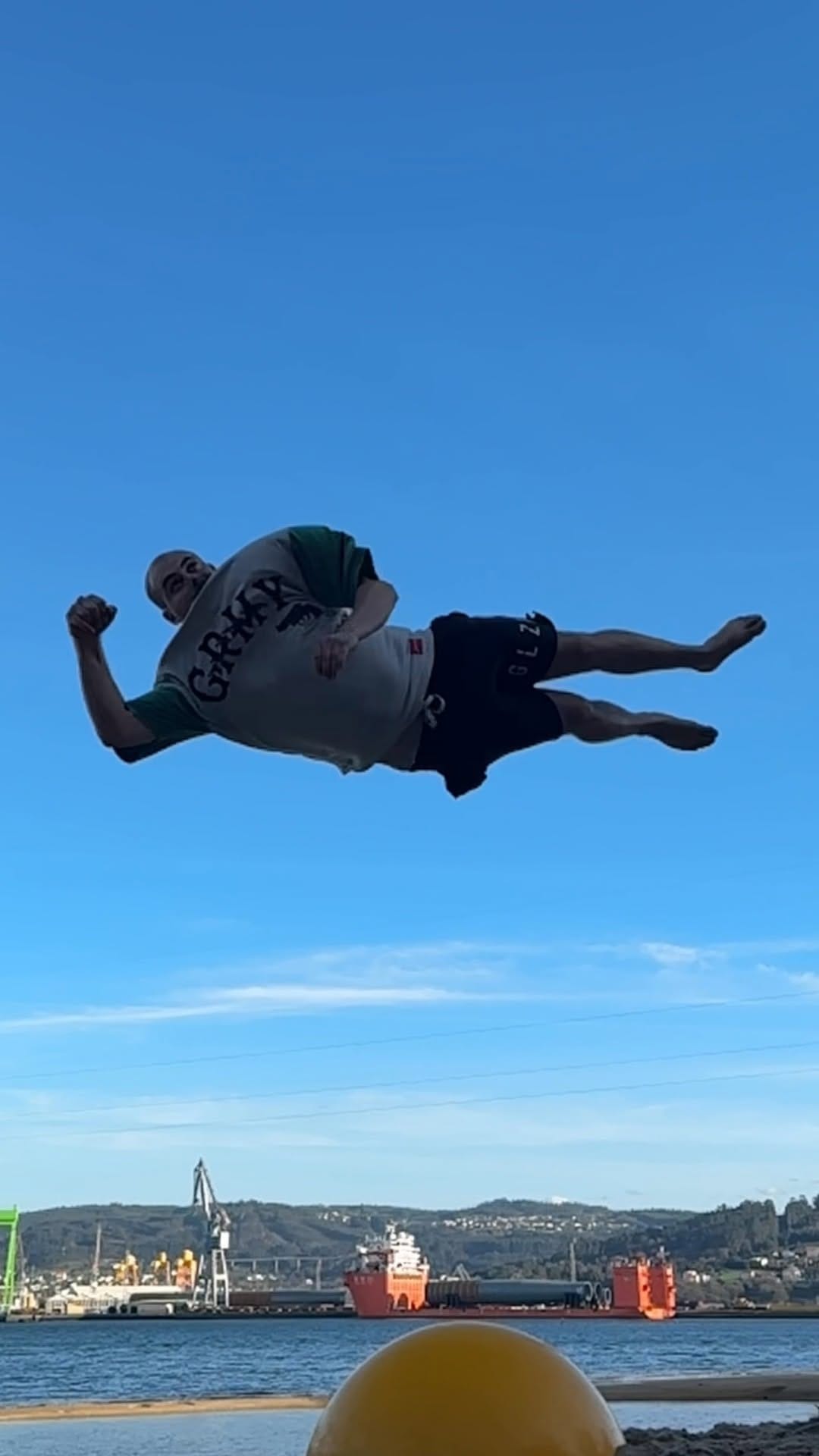 Post 3 by Yeray Ayala on Instagram (video)