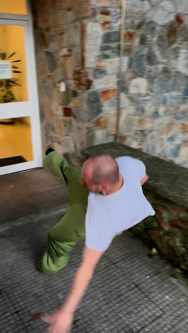 Post 4 by Yeray Ayala on Instagram (video)
