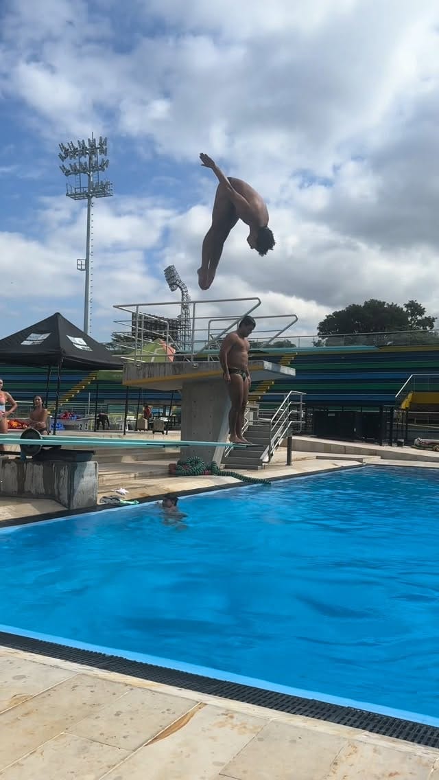 Post 1 by Sebastian Villa C. ⚡️ on Instagram (video)