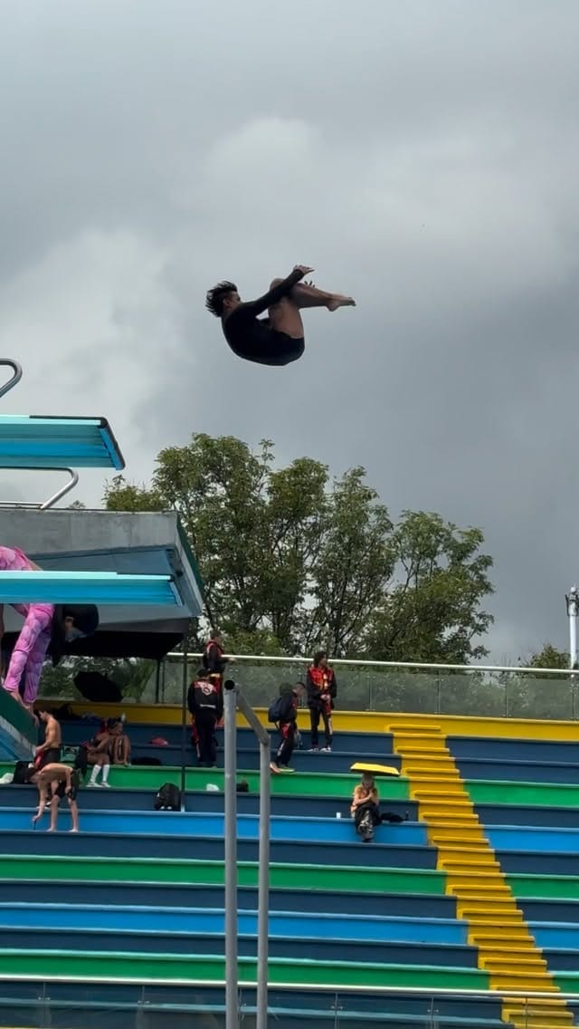 Post 6 by Sebastian Villa C. ⚡️ on Instagram (video)