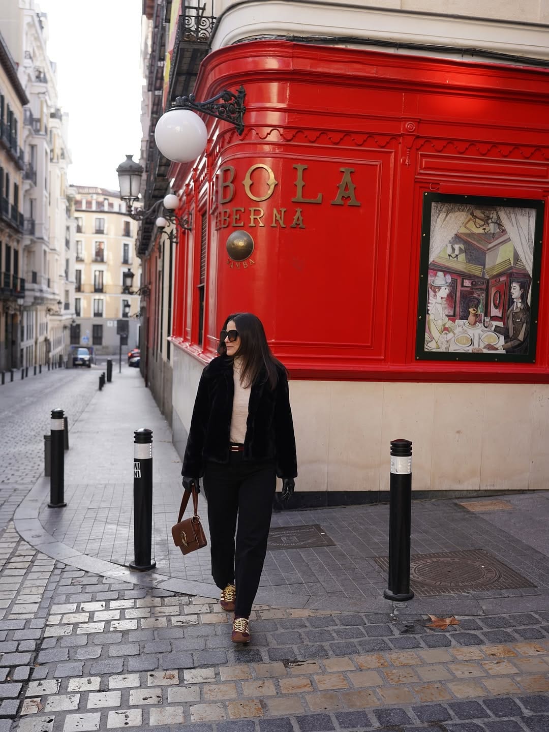 Post 7 by Adriana S. on Instagram (carousel)