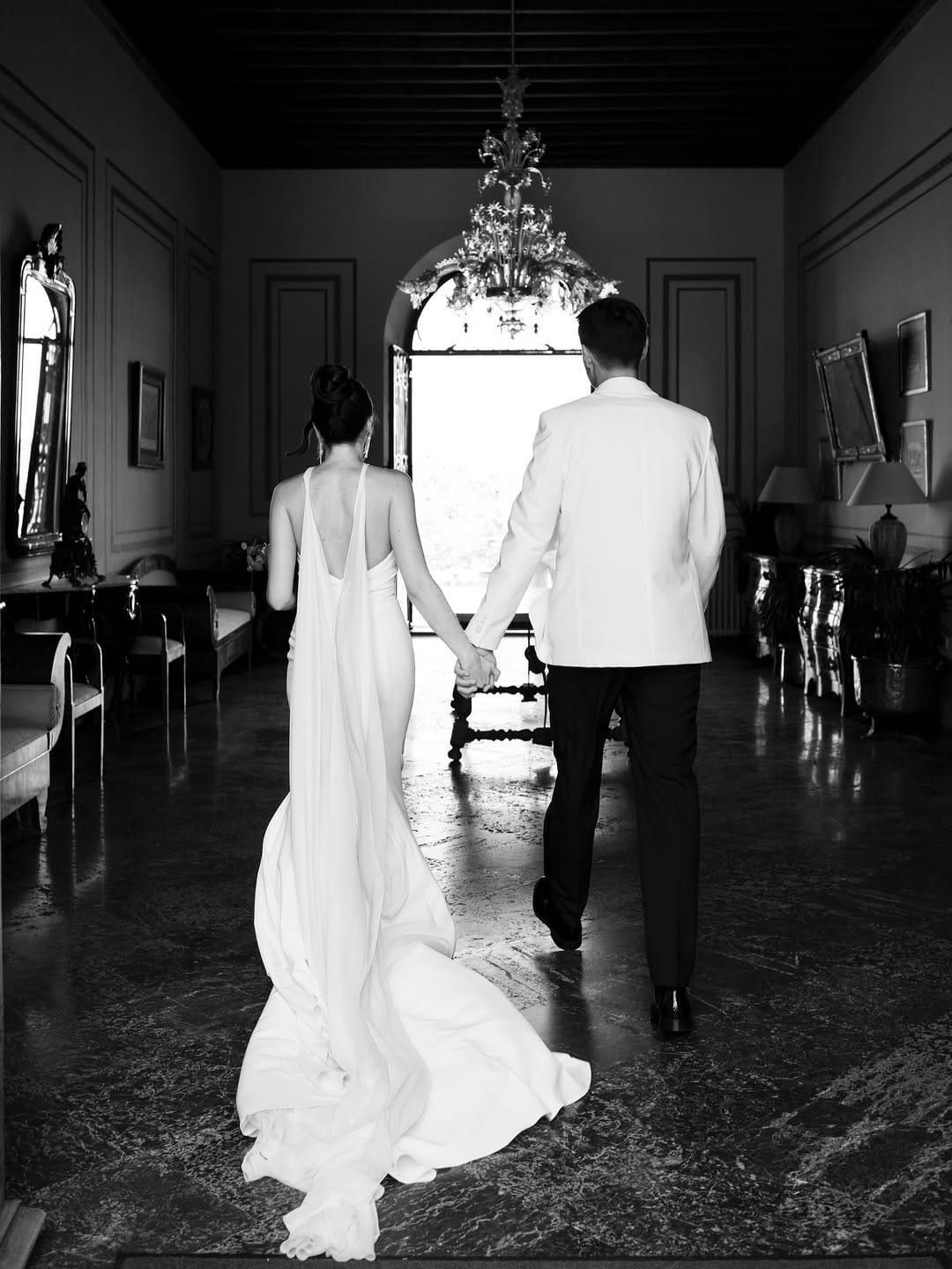 Post 7 by Mallorca Wedding Photographer on Instagram (carousel)