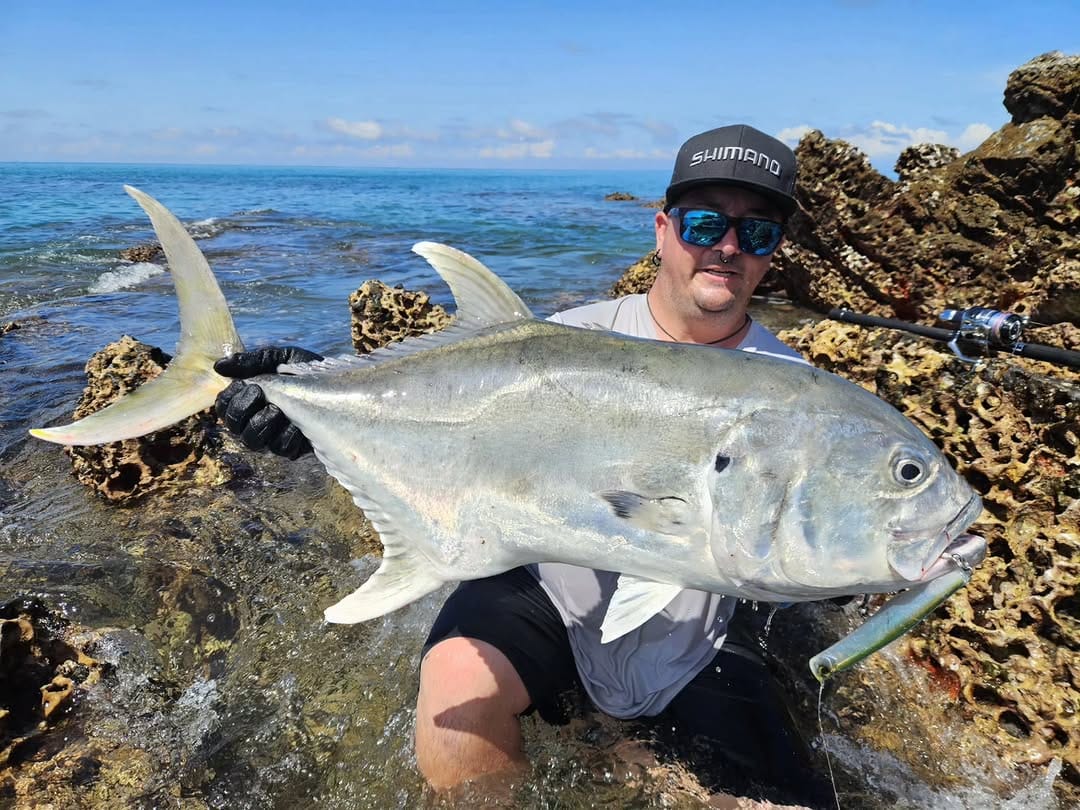 Post 6 by Javi Zarza Angler on Instagram (carousel)