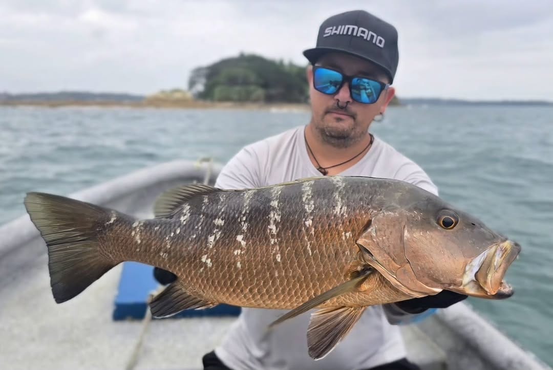 Post 5 by Javi Zarza Angler on Instagram (carousel)