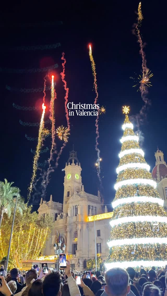 Post 4 by Chloé Léger | Travel&Spain on Instagram (video)