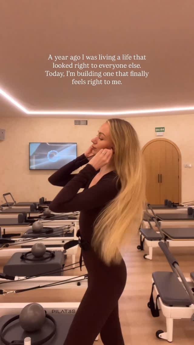 Post 7 by NATALIA | Content Creator on Instagram (video)
