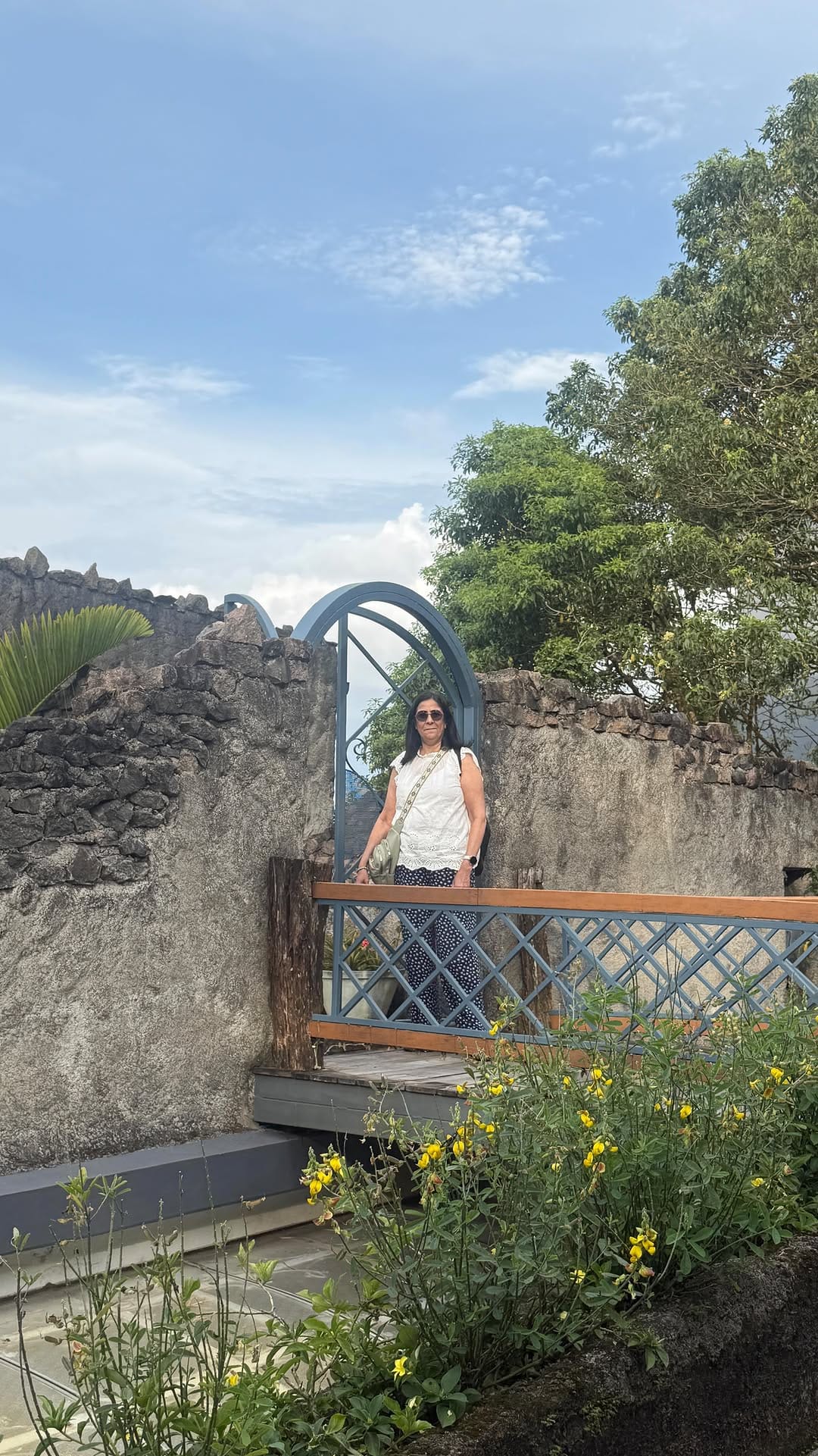 Post 3 by Nayna Kanabar on Instagram (video)