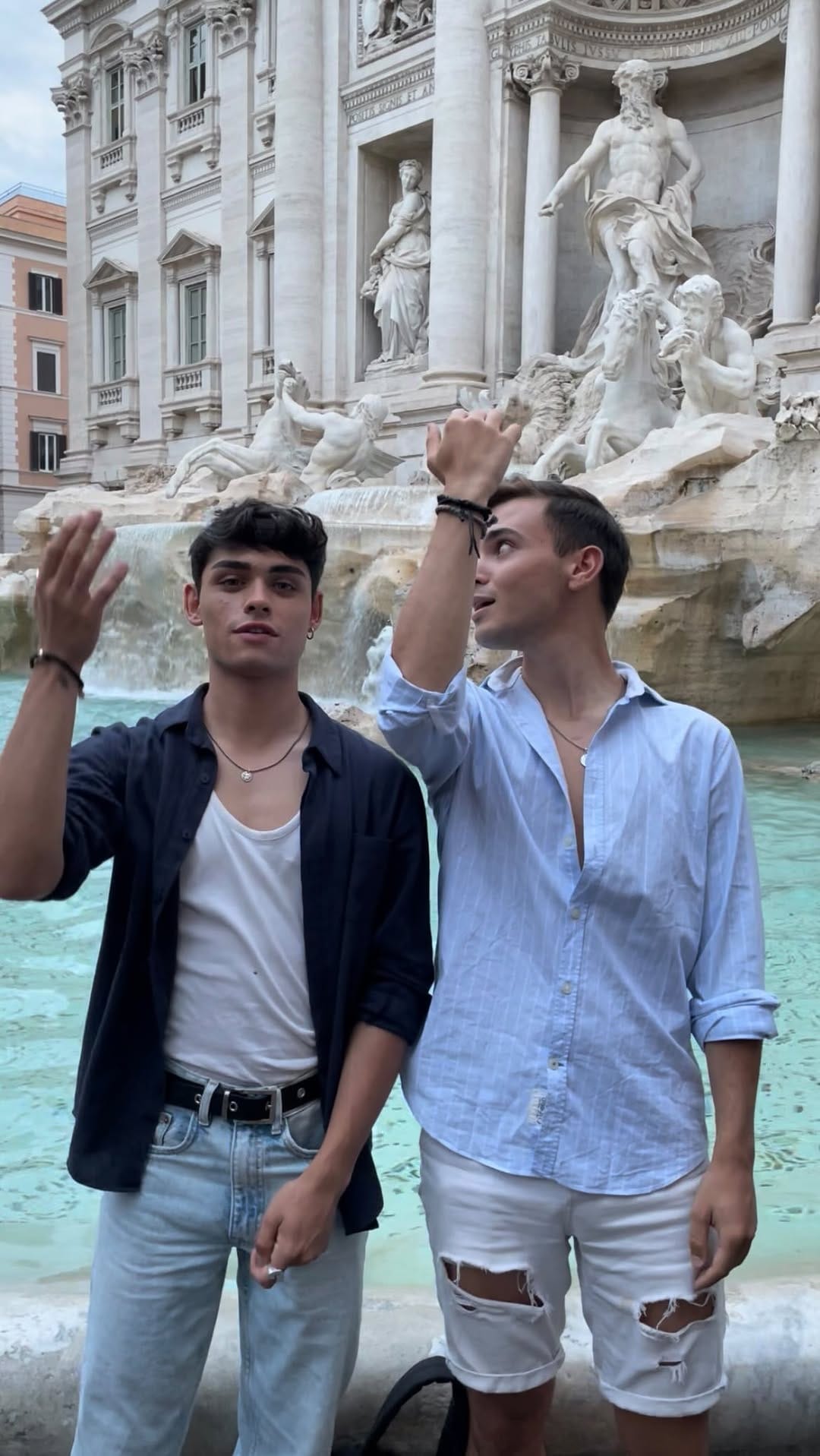 Post 2 by Alex 🤙🏼 on Instagram (video)