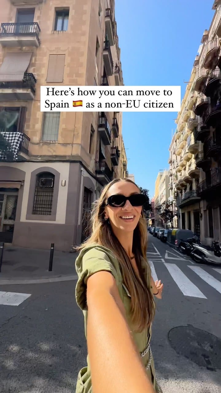Post 10 by Christina Davis on Instagram (video)