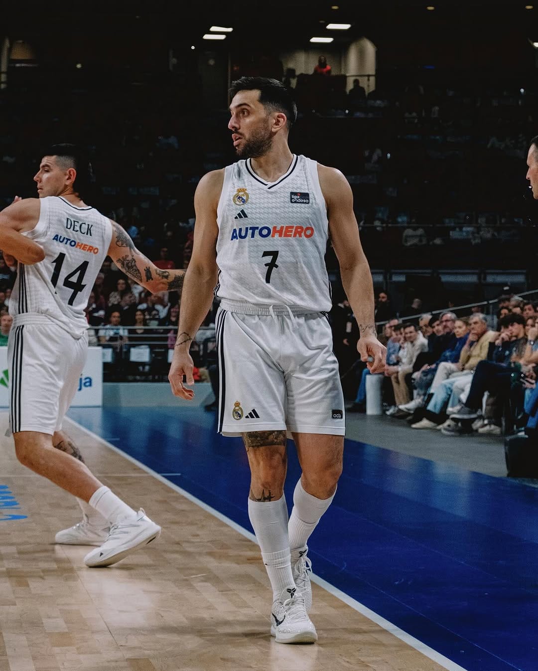 Post 7 by Facu Campazzo on Instagram (carousel)