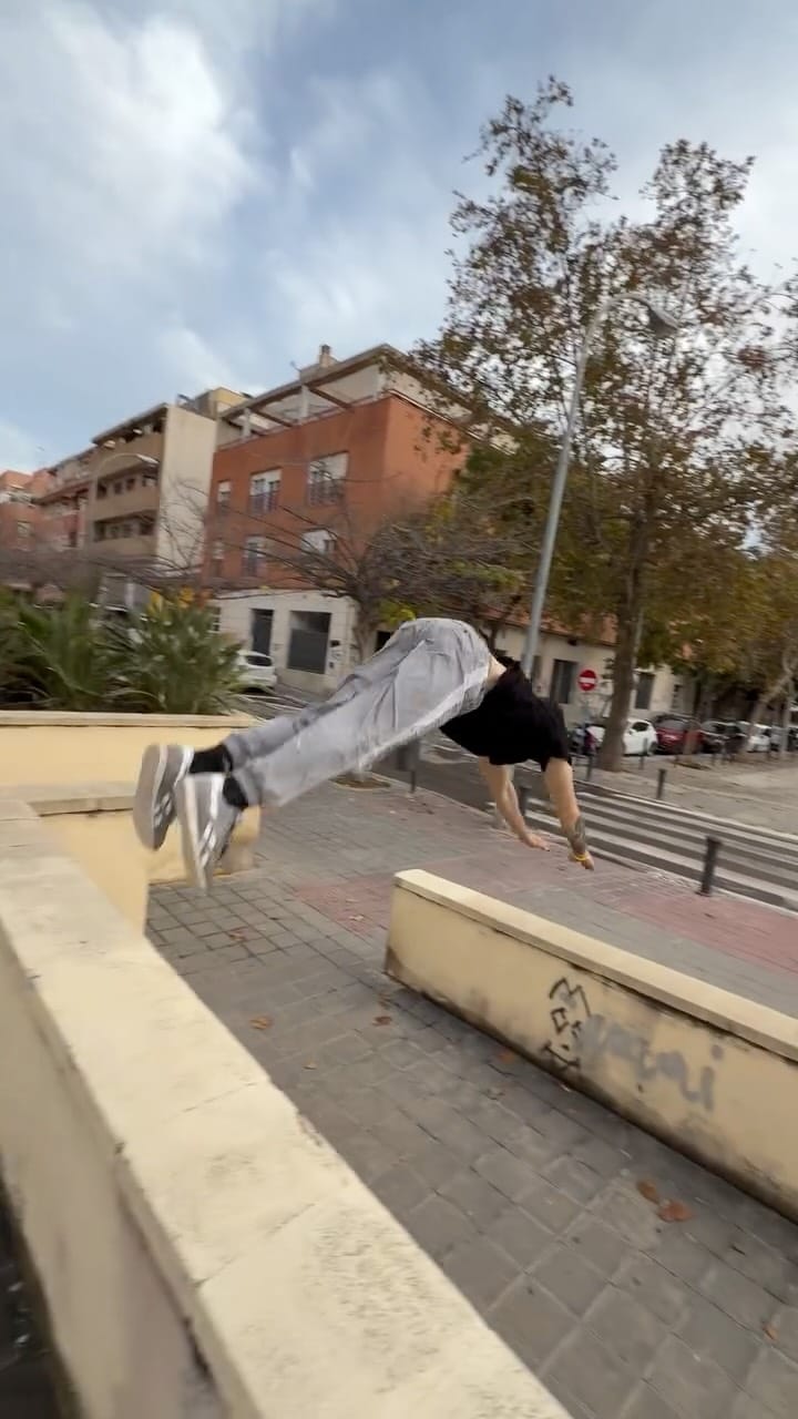 Post 2 by Asier Aranalde on Instagram (video)