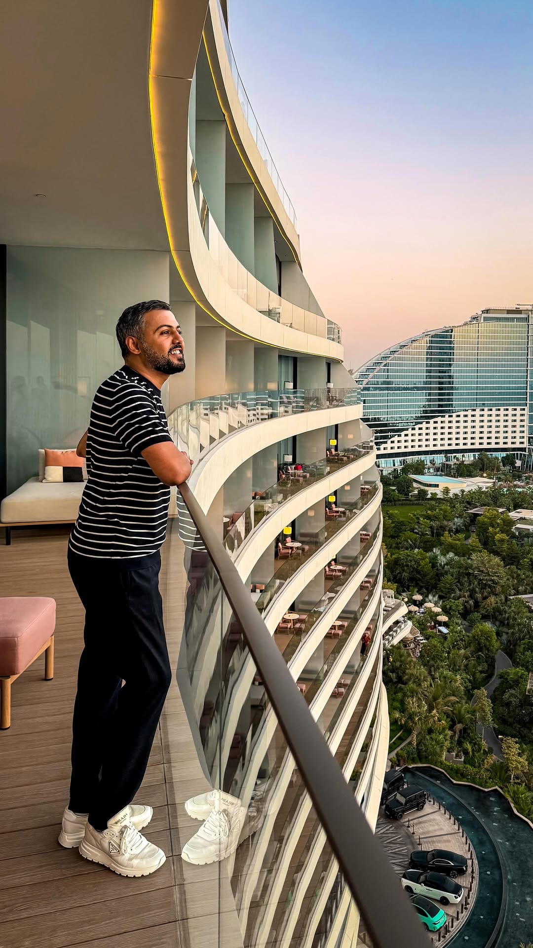 Post 10 by Yousef AlSudais يوسف السديس on Instagram (video)