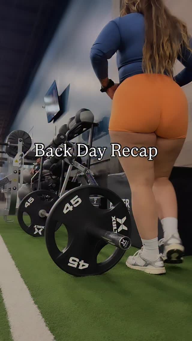 Post 5 by Samantha Miller on Instagram (video)