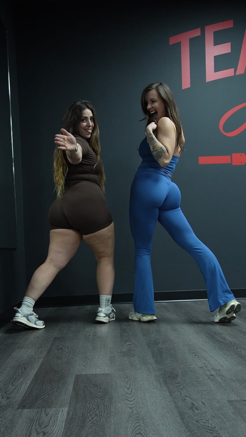 Post 3 by Samantha Miller on Instagram (video)