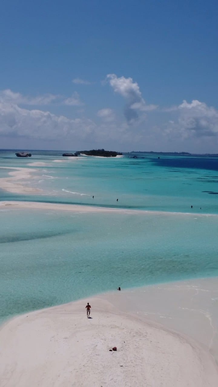 Post 10 by Bea Farto * solo female traveler on Instagram (video)