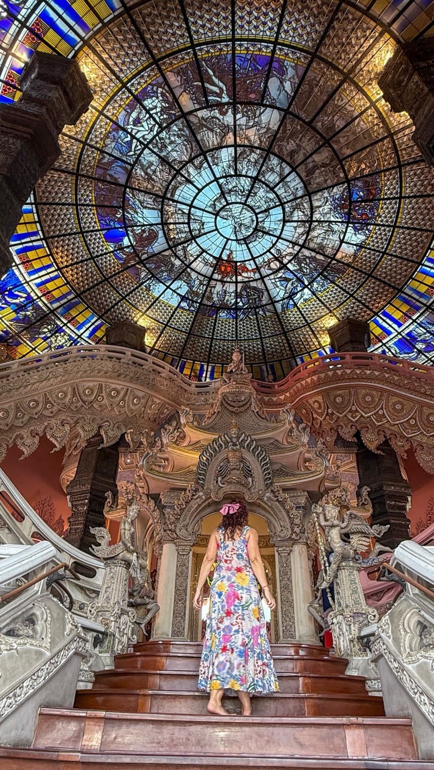 Post 7 by Bea Farto * solo female traveler on Instagram (video)