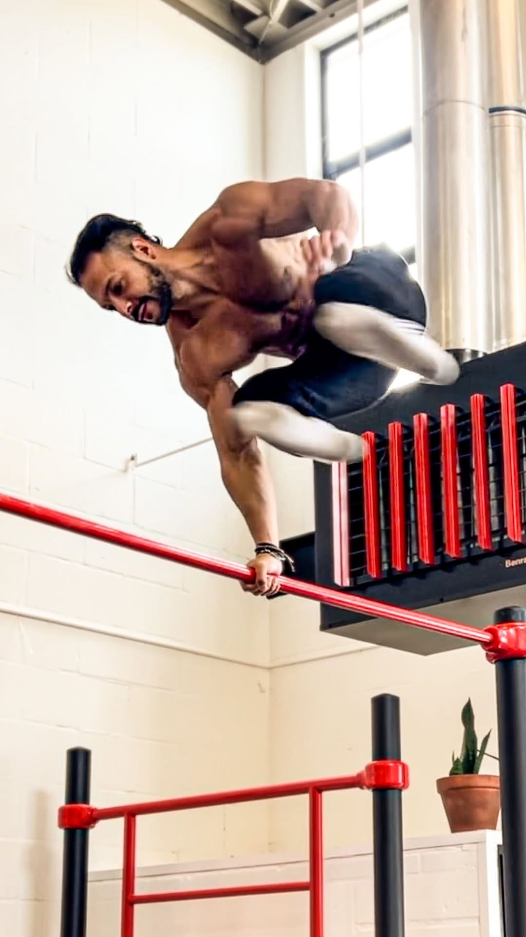 Post 9 by JAP CALISTHENICS 🤸🏻‍♂️ on Instagram (video)