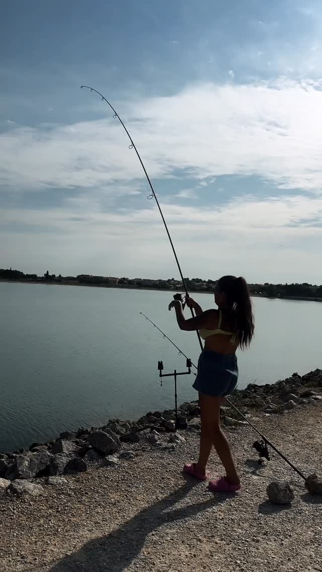 Post 6 by Aroha Merenciano on Instagram (video)