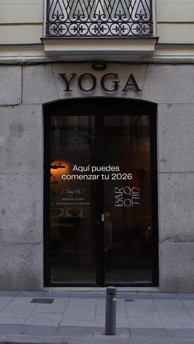Post 3 by Barquillo Yoga on Instagram (video)