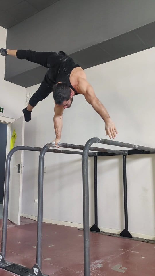 Post 6 by Sergio Ordóñez on Instagram (video)