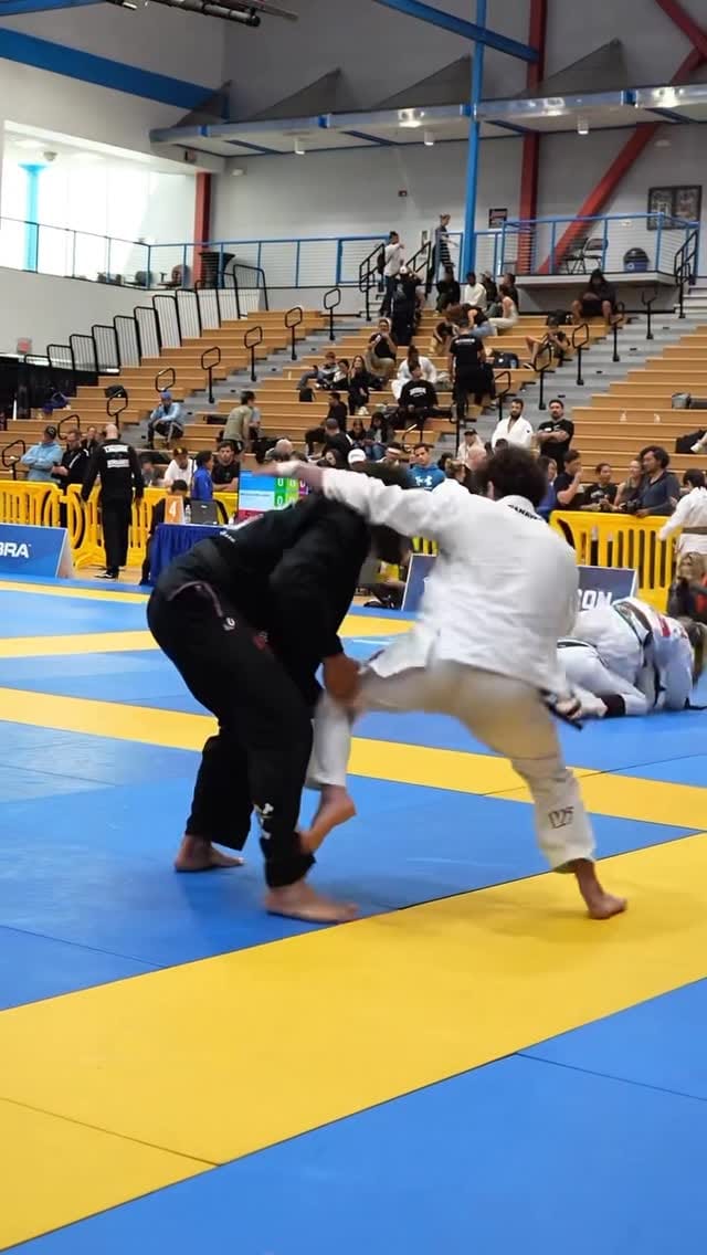 Post 1 by Elder Cruz on Instagram (video)
