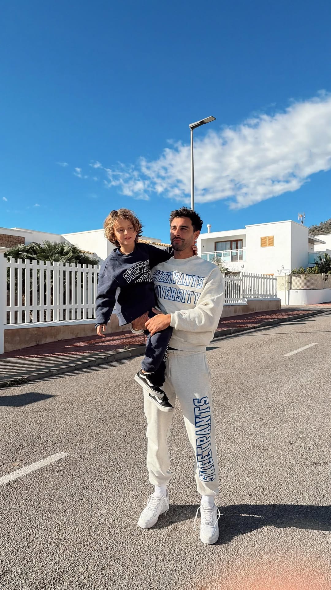 Post 4 by Valentin Leonard on Instagram (video)