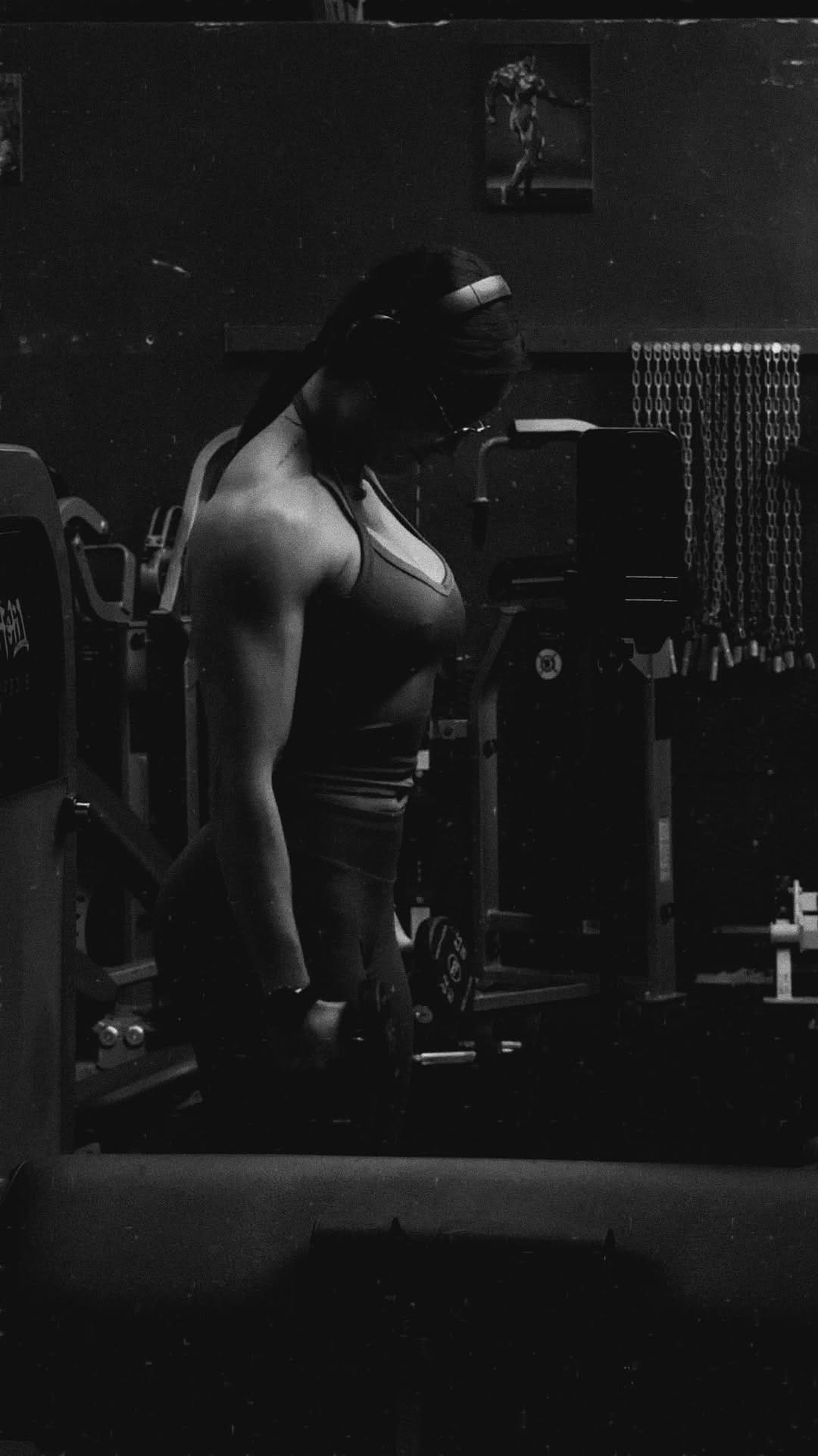 Post 1 by Mel  | Fitness athlete on Instagram (video)