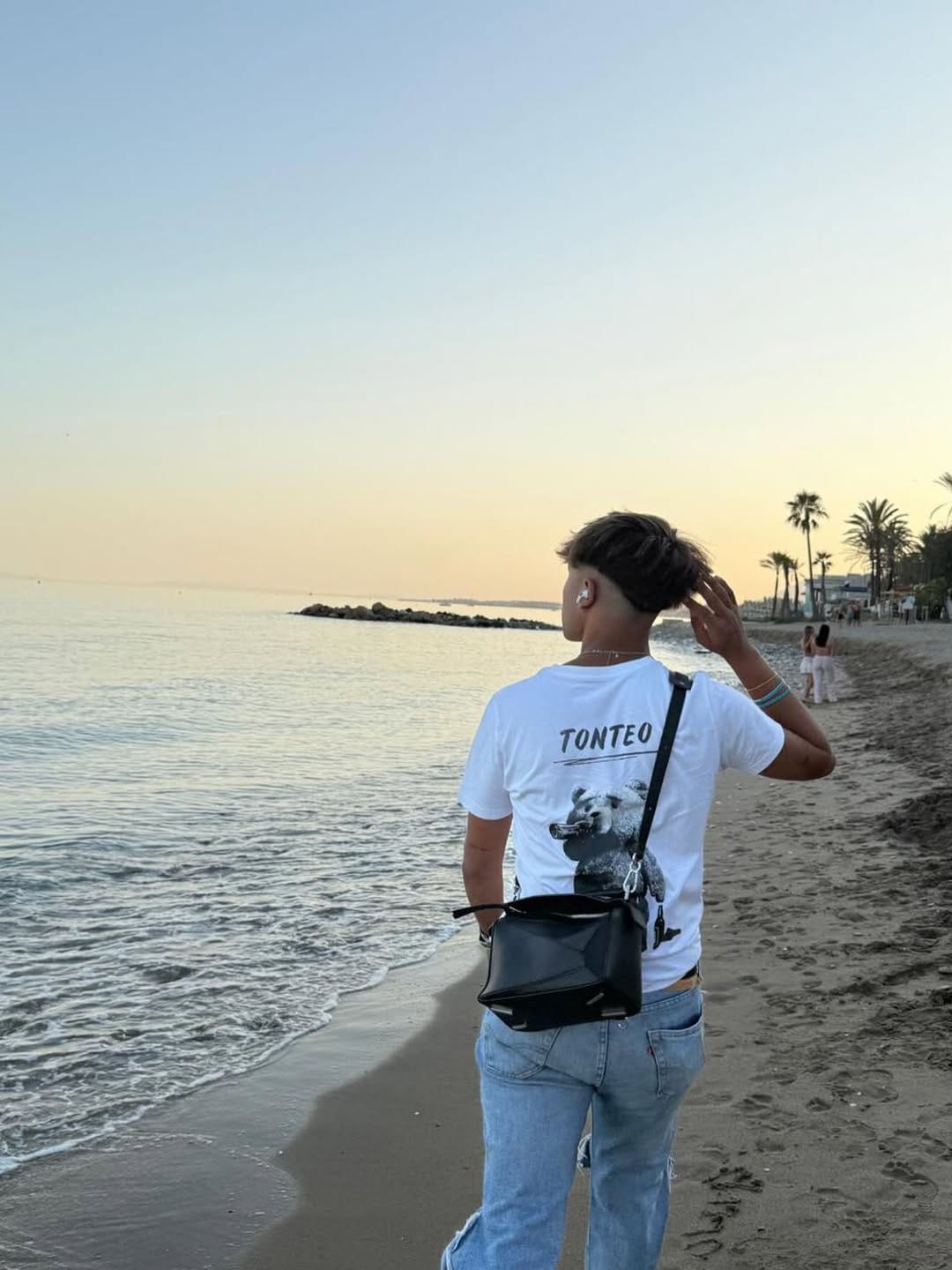 Post 5 by Rafa on Instagram (carousel)