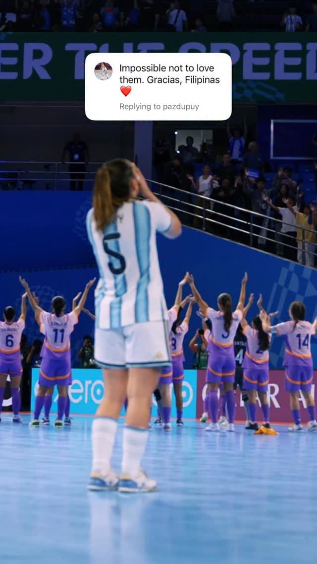Post 3 by Julia Paz on Instagram (video)