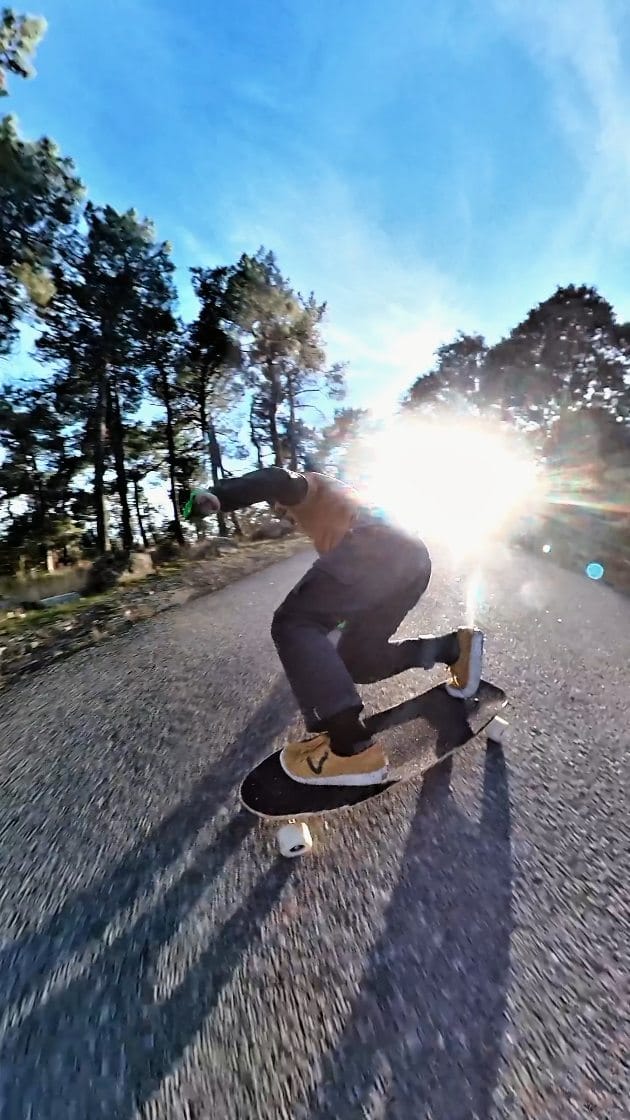Post 5 by Toti 🛹 on Instagram (video)