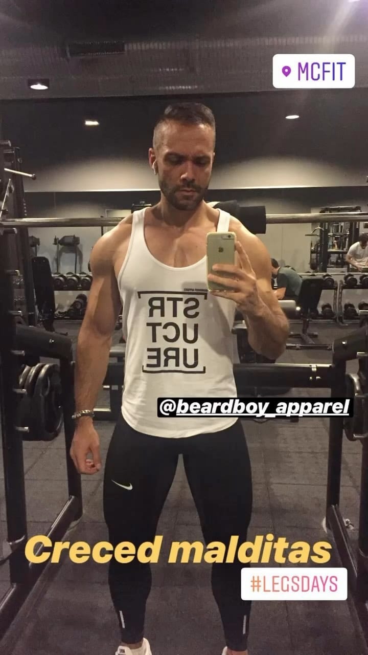 Post 8 by Alex del Castillo on Instagram (video)
