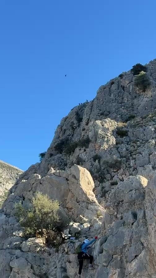 Post 2 by LocalExperiences & adventures on Instagram (video)