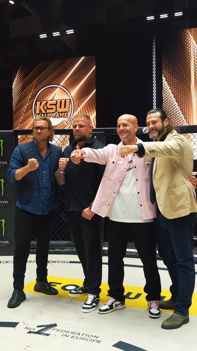 Post 4 by Karol Bedorf - MMA Fighter on Instagram (video)