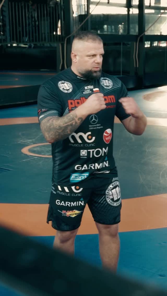 Post 7 by Karol Bedorf - MMA Fighter on Instagram (video)