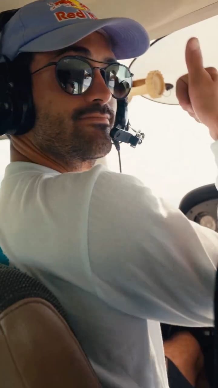 Post 2 by JUAN DIEGO SALIDO on Instagram (video)
