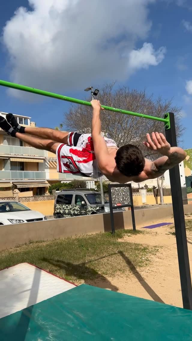 Post 1 by MARC CUEVAS 🇪🇸 on Instagram (video)