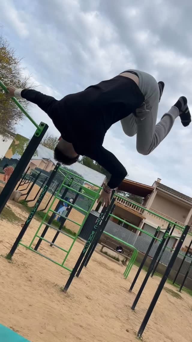 Post 4 by MARC CUEVAS 🇪🇸 on Instagram (video)