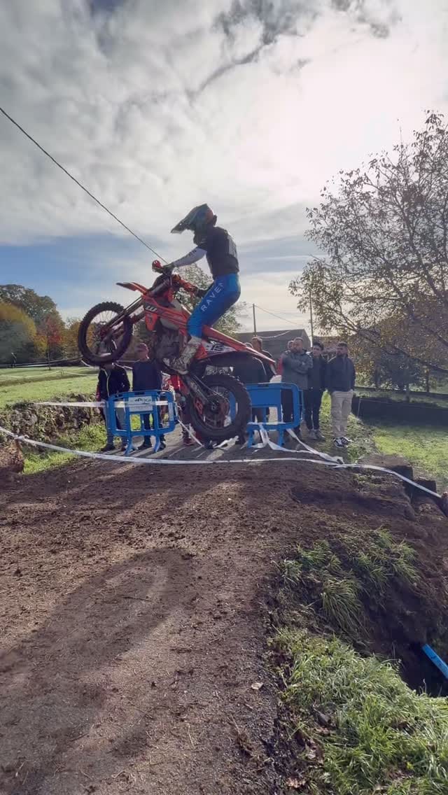 Post 7 by Yago Martínez on Instagram (video)